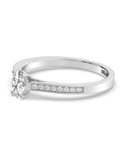 Bague Solitaire en Or blanc  Accompagné Diamant Ovale
