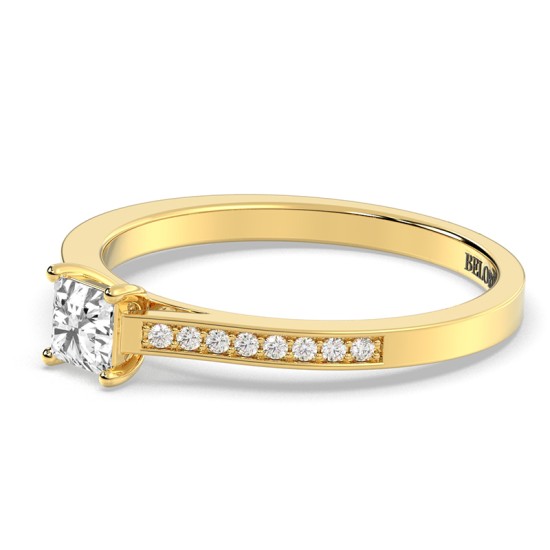Bague Solitaire en Or jaune Accompagné Diamant Princesse