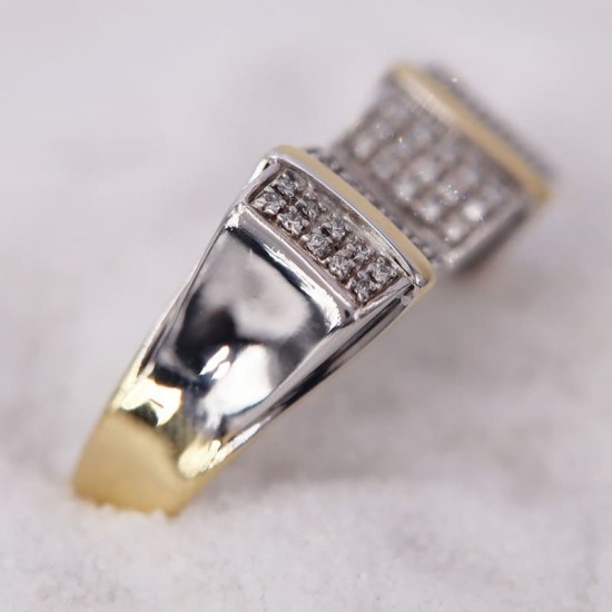 Bague bi-color Jaune et Blanc ornée de Diamants pour Femme