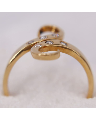 Bague en Or Jaune en forme de S ou de serpent ornée d'un diamant