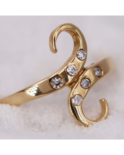 Bague en Or Jaune en forme de S ou de serpent ornée d'un diamant