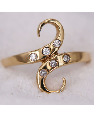 Bague en Or Jaune en forme de S ou de serpent ornée d'un diamant