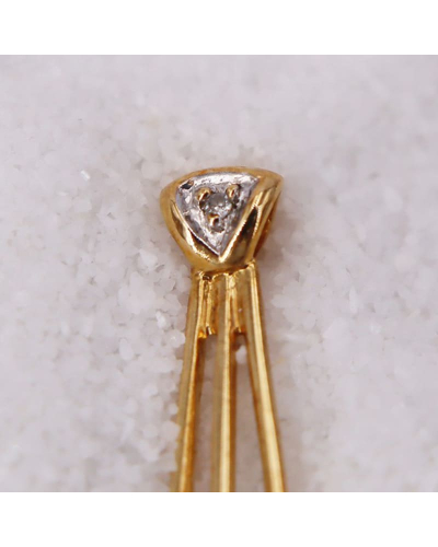 Pendentif en Or Jaune avec un diamant sublimé par trois émeraudes