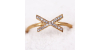 Bague en Forme de Croix en Or Jaune et entièrement sertie d'oxydes