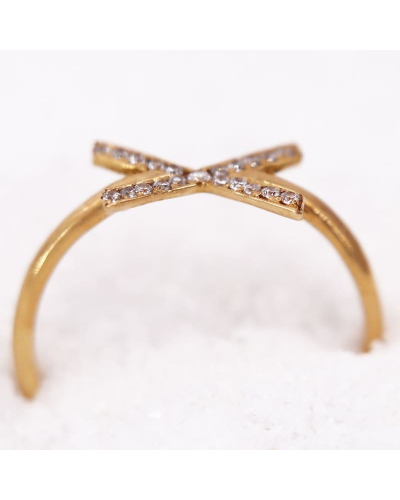 Bague en Forme de Croix en Or Jaune et entièrement sertie d'oxydes