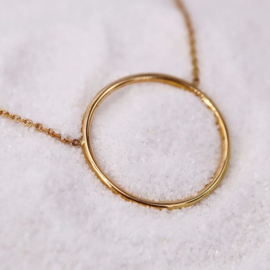 Collier en Or Jaune avec Pendentif Rond Ouvert pour Femme