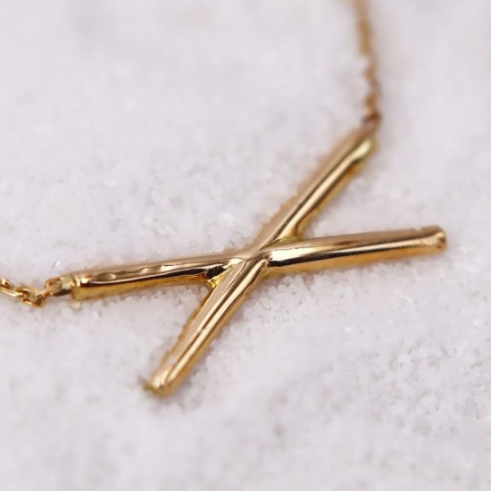 Collier Croix - Collier en or jaune, orné d'une croix en pendentif