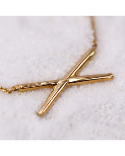 Collier Croix - Collier en or jaune, orné d'une croix en pendentif