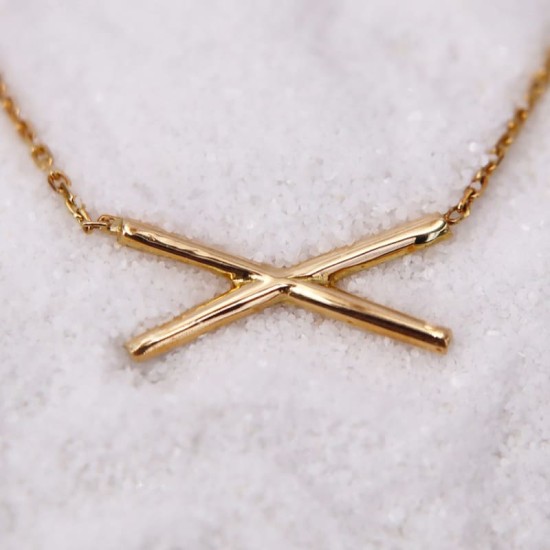 Collier Croix - Collier en or jaune, orné d'une croix en pendentif