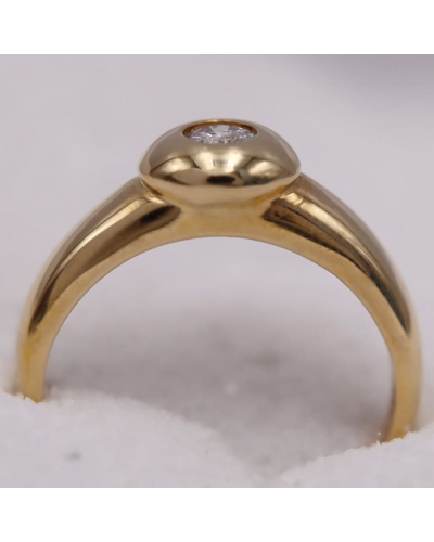 Bague - Solitaire avec un diamant serti clos pour Femme