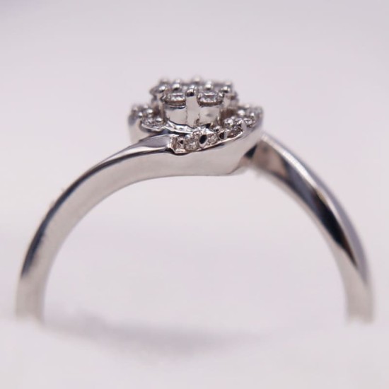 Bague - Solitaire sertie de Diamants pour Femme