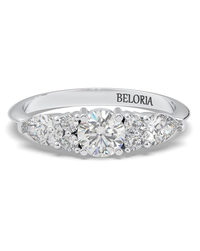 Bague Solitaire en or blanc Accompagné de Diamants