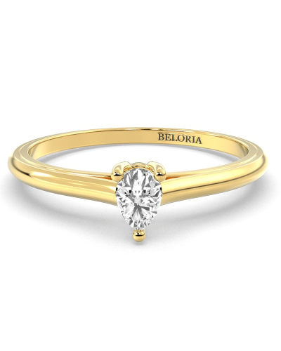 Bague solitaire en or jaune avec diamant en forme de poire