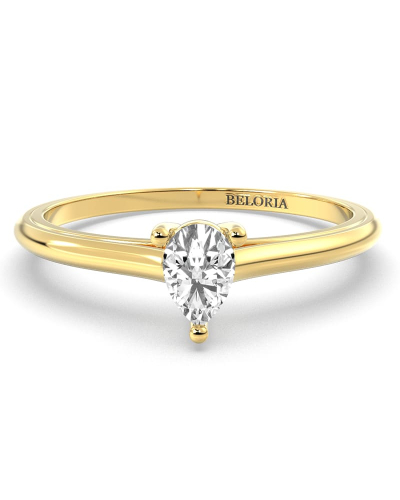 Bague solitaire en or jaune avec diamant en forme de poire