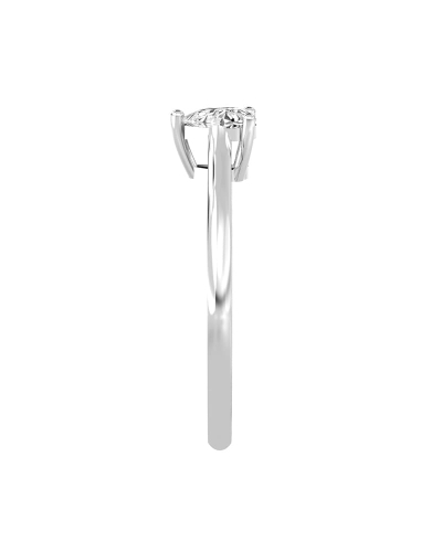 Bague solitaire en or blanc avec diamant en forme de poire