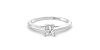 Bague solitaire en or blanc avec diamant princesse