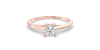 Bague solitaire en or rose avec diamant princesse