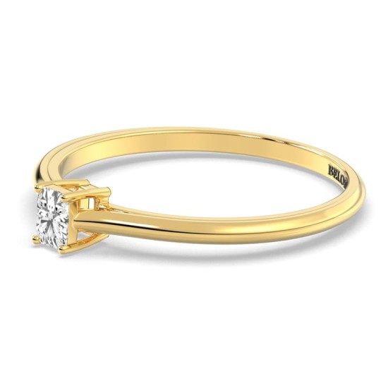 Bague Solitaire en or jaune avec un Diamant Emeraude