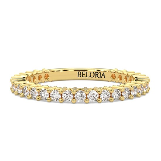 Alliance en or jaune et diamants sertie griffe