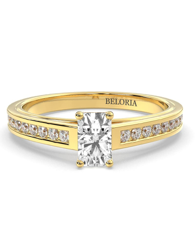 Solitaire Accompagné Diamant Emeraude en or jaune