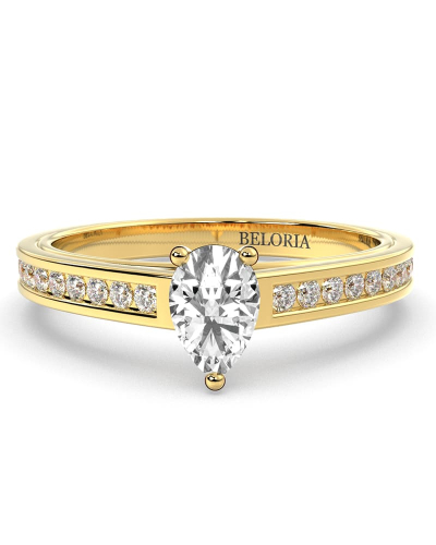 Solitaire Accompagné Diamant Poire en or rose
