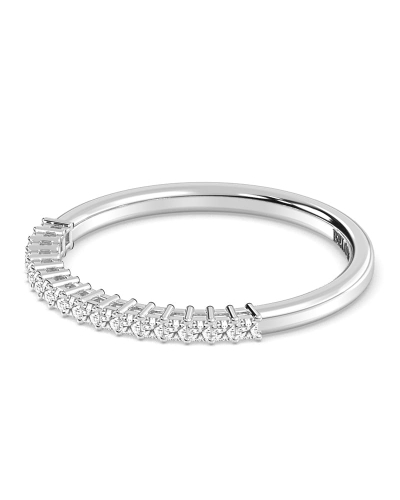 Demi-alliance diamants princesse serti griffes en or blanc