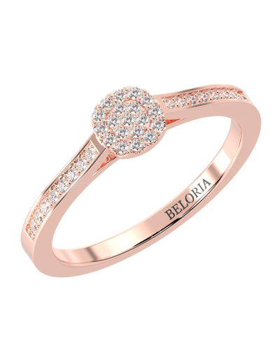 Solitaire coussin accompagné en or rose 18k et diamants