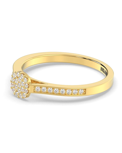 Solitaire coussin accompagné en or jaune 18k et diamants