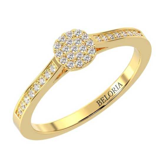 Solitaire coussin accompagné en or jaune 18k et diamants