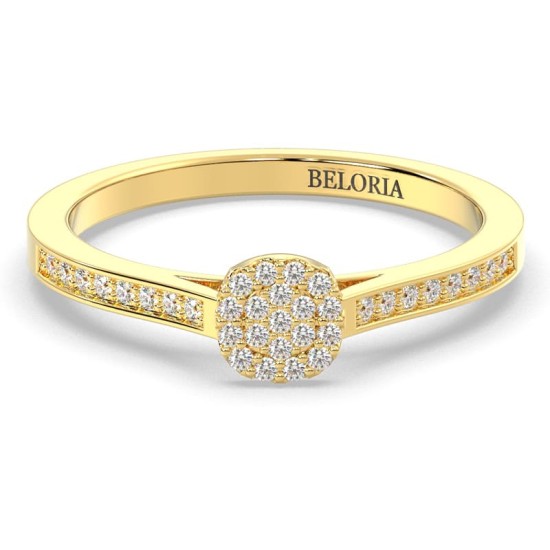 Solitaire coussin accompagné en or jaune 18k et diamants