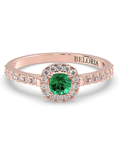 Bague en or rose 18 carats, émeraude et son halo de diamants
