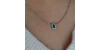 Collier or blanc 18K pendentif émeraude avec un halo de diamants