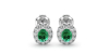 Boucles d'oreilles en or blanc 18K émeraude ovale et halo de diamants