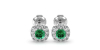 Boucles d'oreilles en or blanc 18K émeraude coussin et halo de diamants