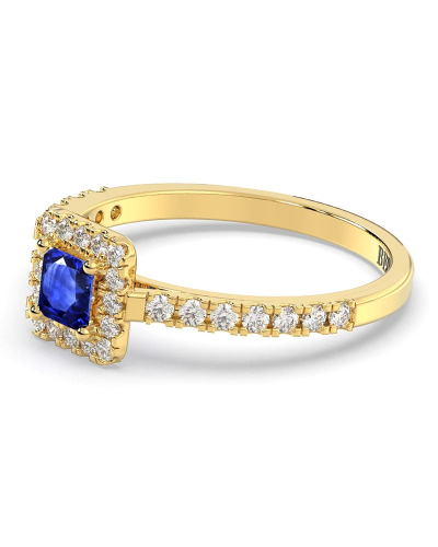 Bague Solitaire en Or jaune avec Saphir princesse et son Halo Accompagné Diamant