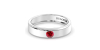 Alliance Homme et femme en or blanc 18K et Rubis