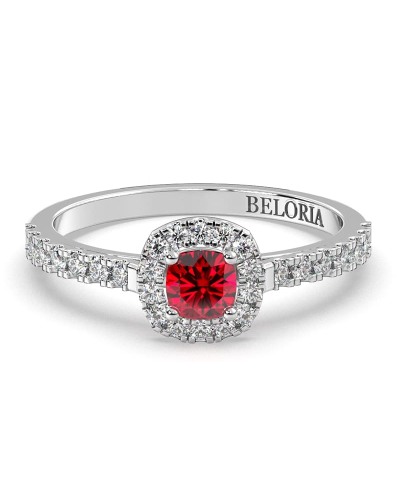 Bague en or blanc 18 carats, rubis coussin et son halo de diamants