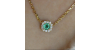 Collier halo en Or blanc avec émeraude ronde