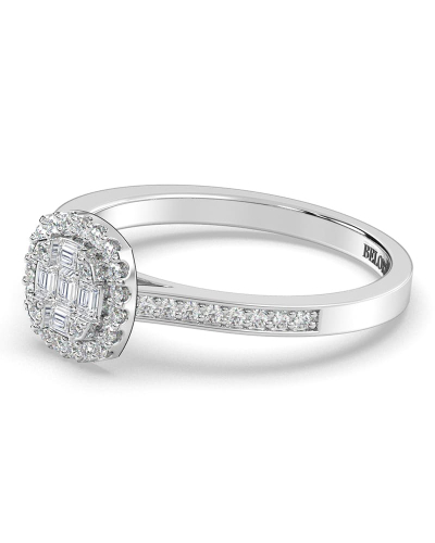 Solitaire illusions coussin halo accompagné en or blanc 18k et diamants