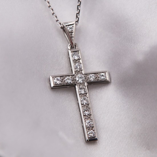 croix diamant en or blanc 18 carats