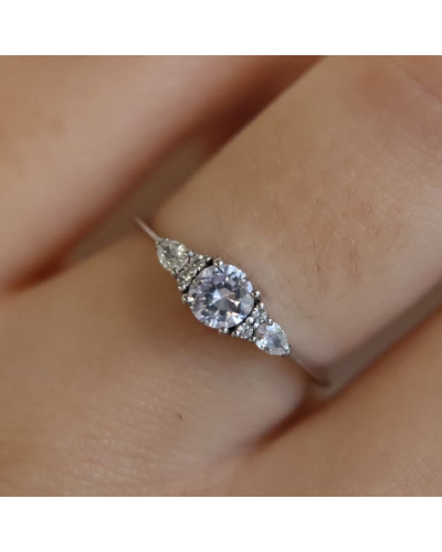 Solitaire or blanc