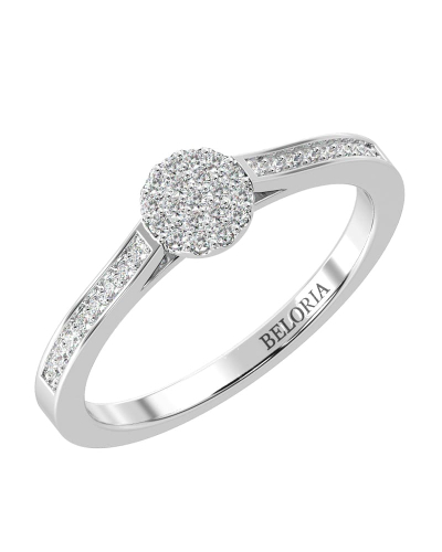 Solitaire coussin accompagné en or blanc 18k et diamants