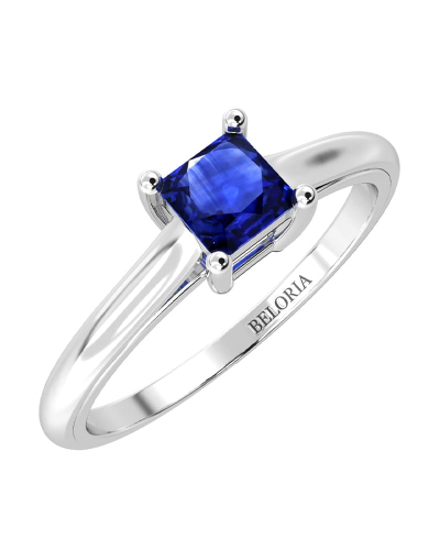 Bague solitaire en or blanc avec saphir princesse