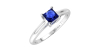 Bague solitaire en or blanc avec saphir princesse
