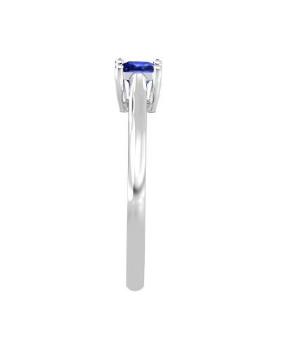 Bague solitaire en or blanc avec saphir princesse