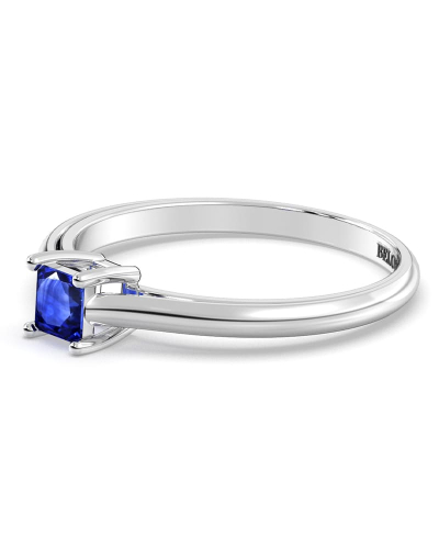 Bague solitaire en or blanc avec saphir princesse
