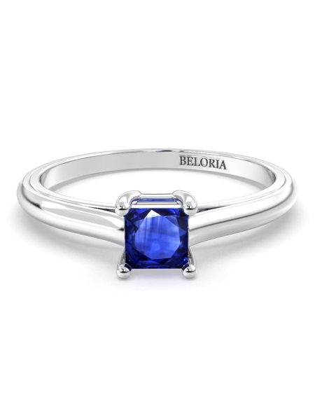 Bague solitaire en or blanc avec saphir princesse 2