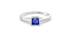 Bague solitaire en or blanc avec saphir princesse