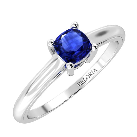 Bague solitaire en or blanc avec saphir coussin