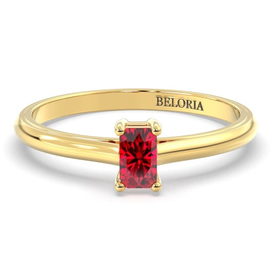 Bague solitaire en or jaune avec rubis emeraude